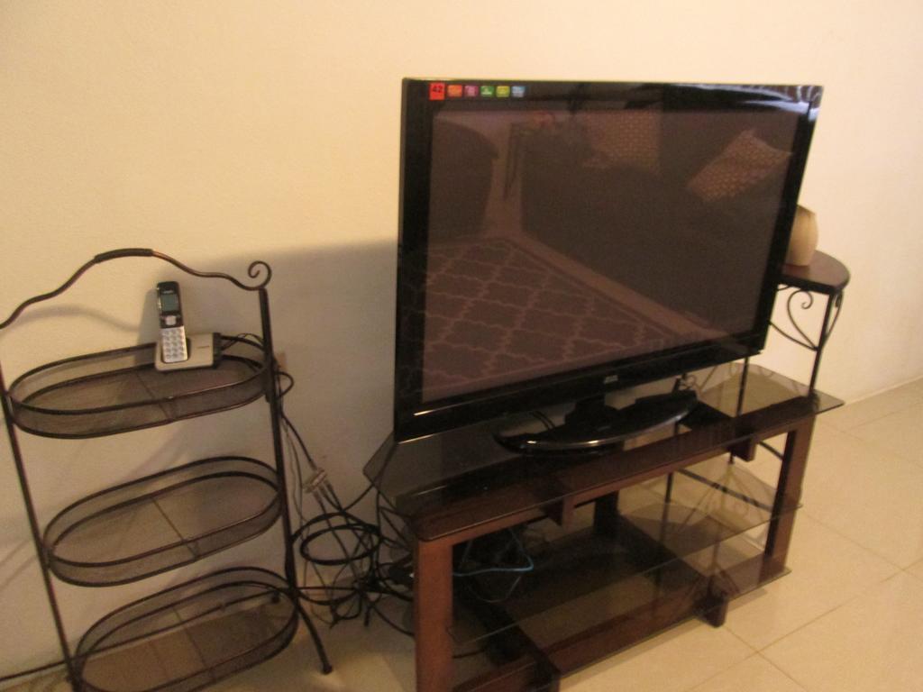 Pedro'S Place Tamuning Ngoại thất bức ảnh