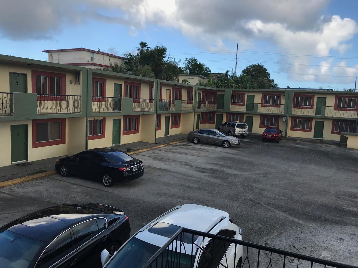 Pedro'S Place Tamuning Ngoại thất bức ảnh